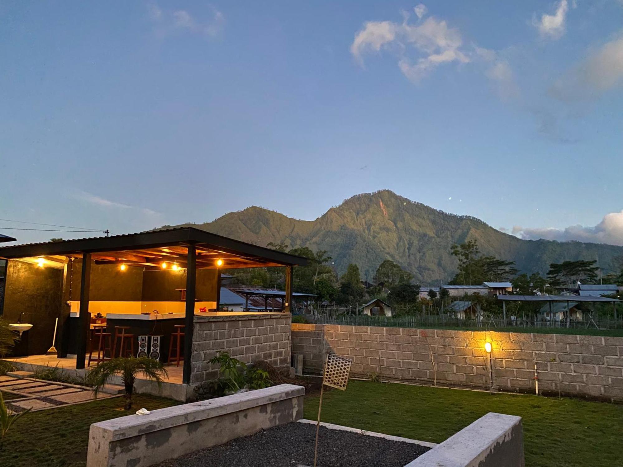 Ampik Batur With Private Hot Springs Bed & Breakfast Kubupenlokan Luaran gambar
